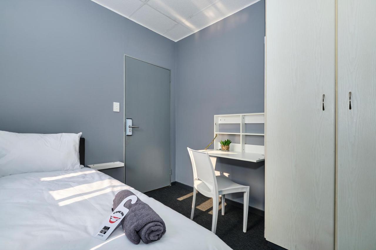 Inn & Out Sandton Γιοχάνεσμπουργκ Εξωτερικό φωτογραφία